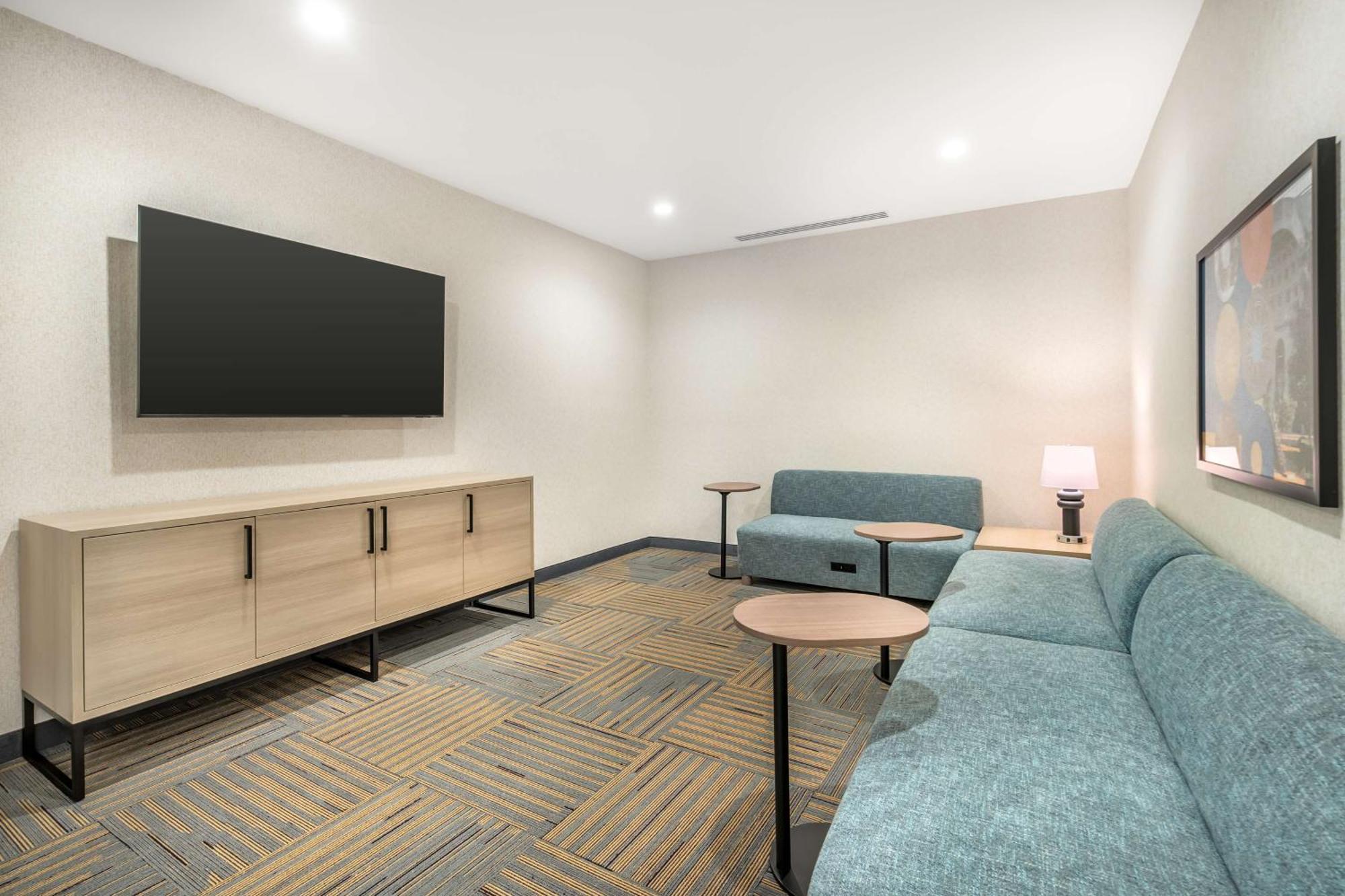 Home2 Suites By Hilton Reynoldsburg Columbus East Exterior foto